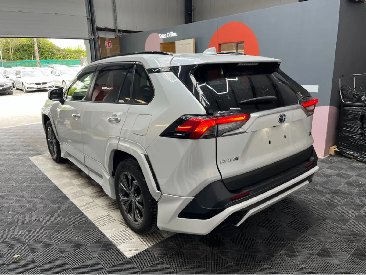 Toyota RAV4 2023 TOYOTA RAV4 HYBRID G 2.5 AUTOMATI - Image 4