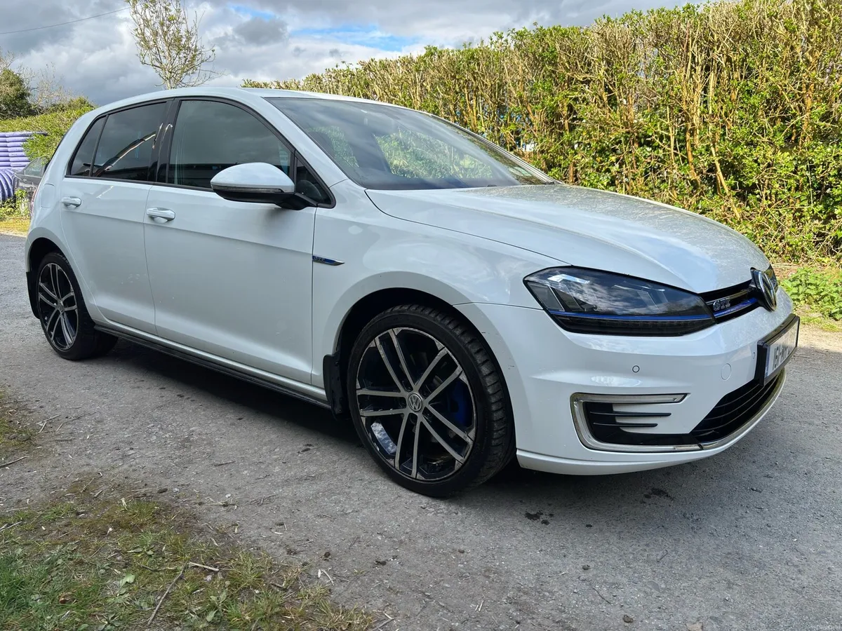 Golf GTE - Image 4
