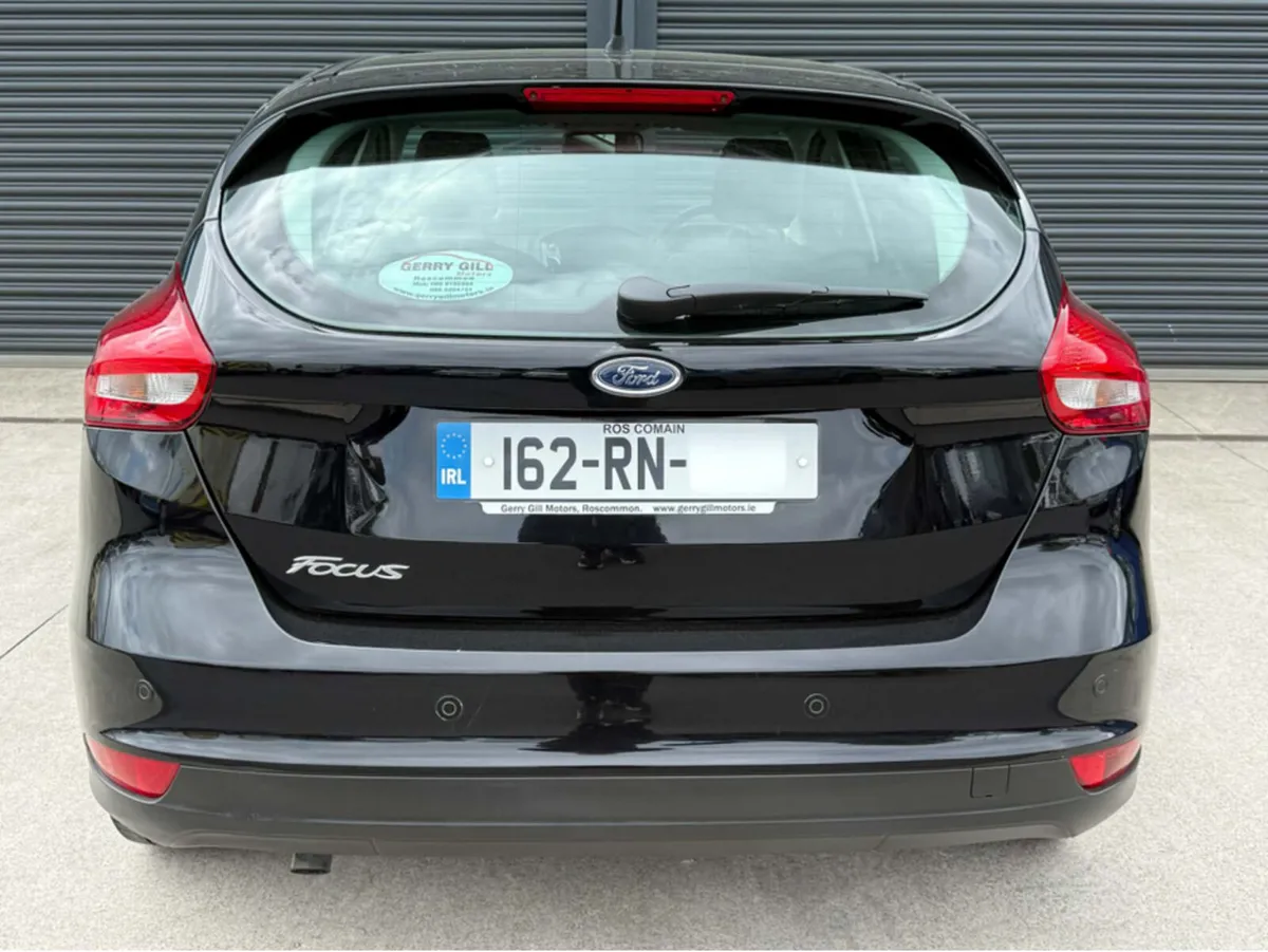 Ford Focus 1.5 TDCI TITANIUM 120PS 6SPEED 5DR - Image 4