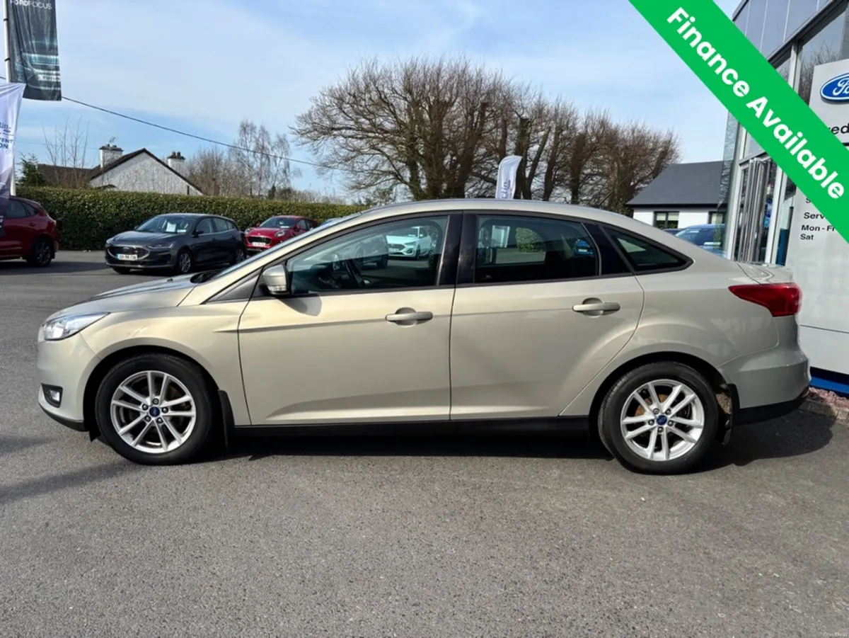 Ford Focus 5DR 1.5 TD 95PS 6SPEED - Image 4