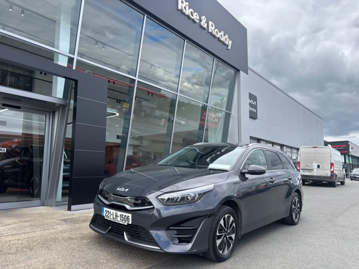 Kia Ceed PE SW Phev 6DR Auto - Image 1