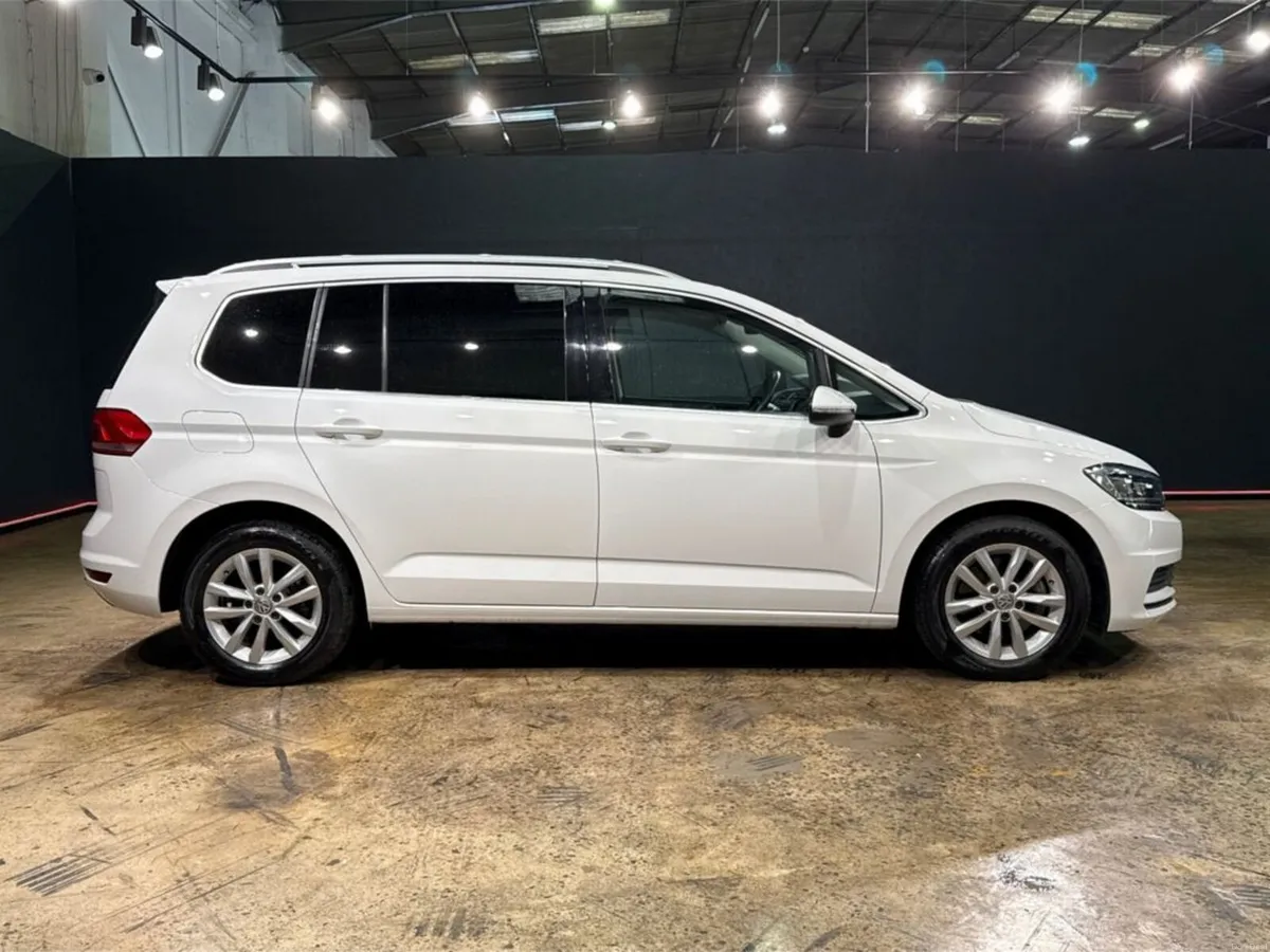 Volkswagen Touran TSI COMFORT LINE - 7 SEATER - FA - Image 3