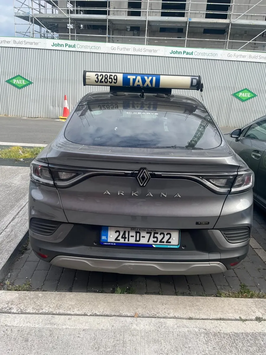 Taxi Renault Arkana 2024 (For Rent) - Image 2