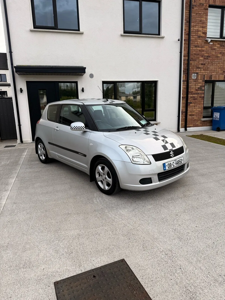 Suzuki Swift - Image 1