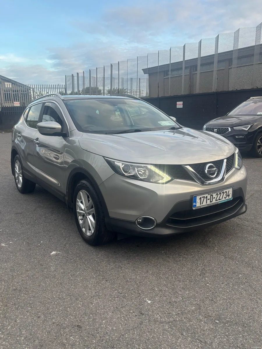 2017 Qashqai (low mileage ) - Image 1