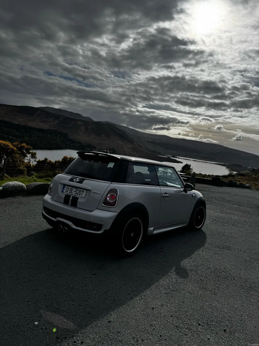 Mini Cooper SD - Image 3