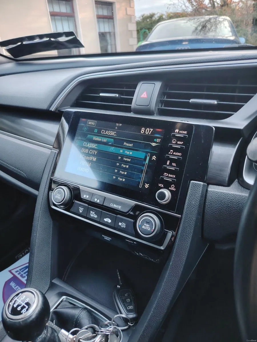 Honda Civic 2020 - Image 4