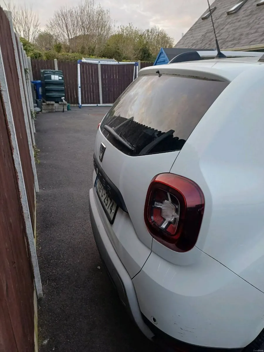 192 Dacia Duster - Image 4