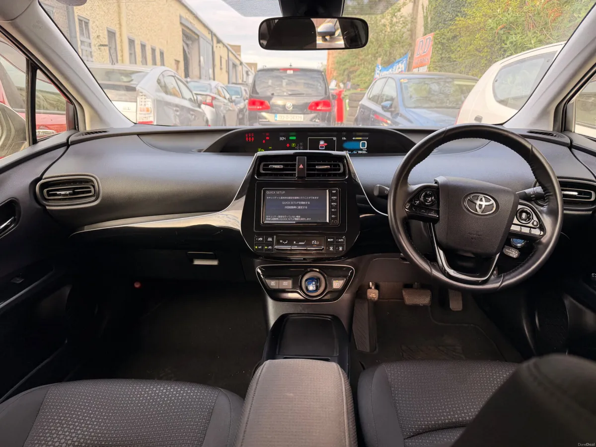 Toyota Prius 2021 self charging hybrid automatic - Image 4