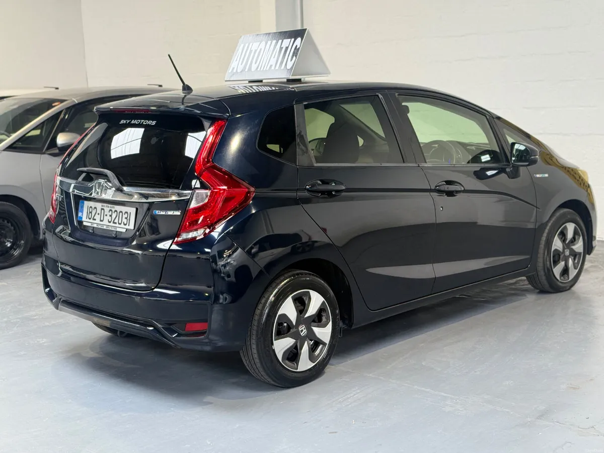 2018 Honda Fit 1.5 Hybrid Automatic,CarPlay - Image 6