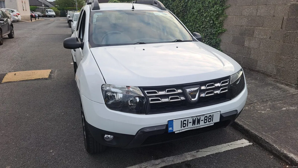 Dacia jeep 2016 1.5diesel new nct 01 2027 low kilo - Image 2