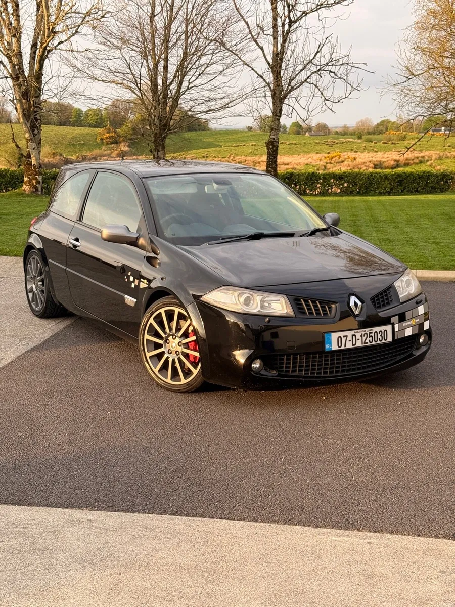 Renault Megane R26 230 F1 Team - Image 1