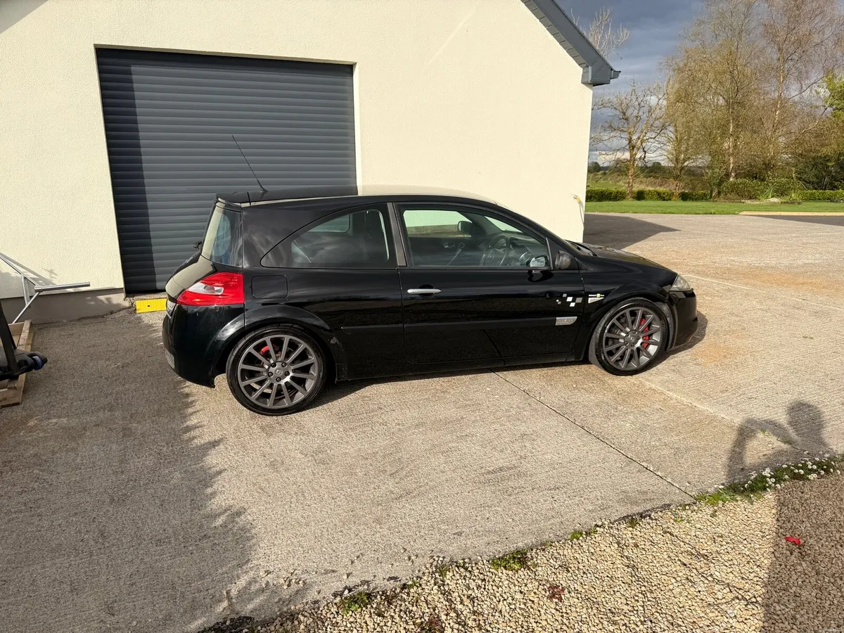 Renault Megane R26 230 F1 Team - Image 2