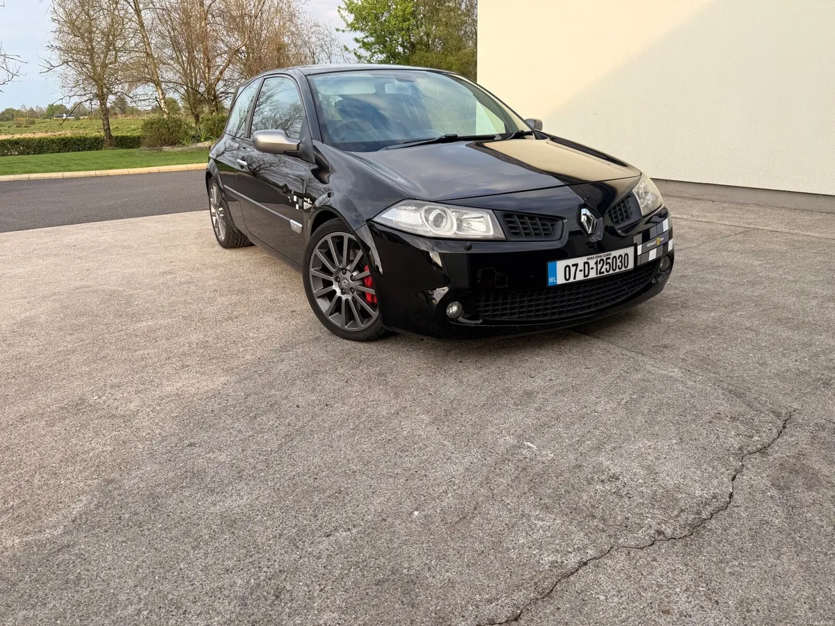 Renault Megane R26 230 F1 Team - Image 4