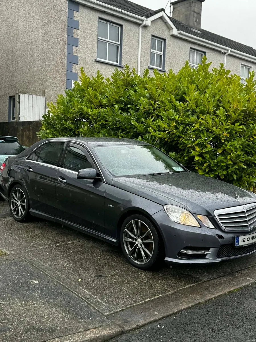 Mercedes-Benz E200d - Image 1