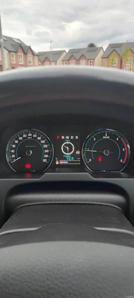 Jaguar XF - Image 5