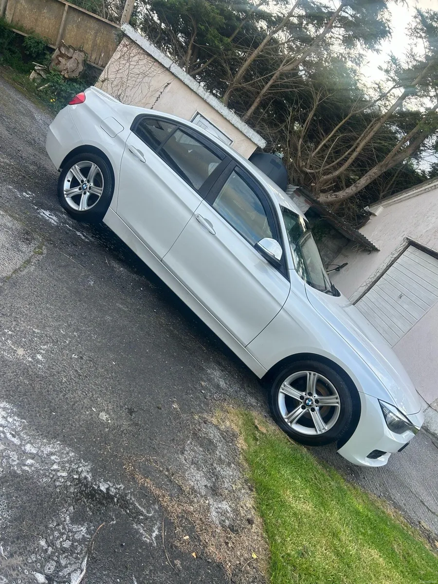 BMW 3 series - Image 1