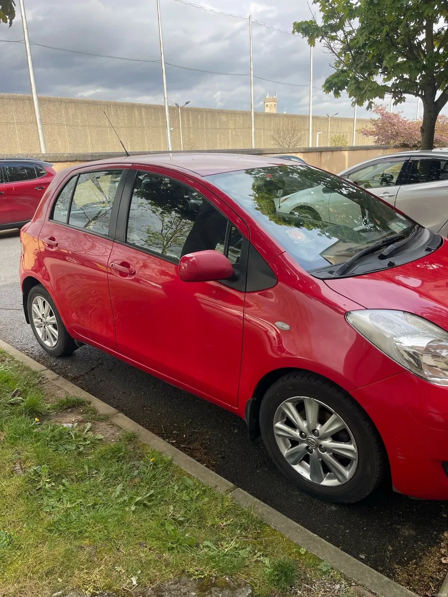 Toyota Yaris - Image 3