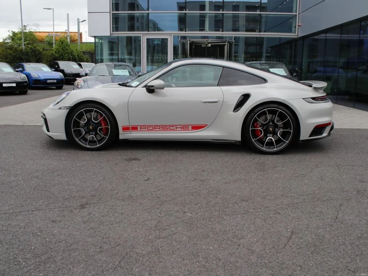 Porsche 911 Turbo - Image 4