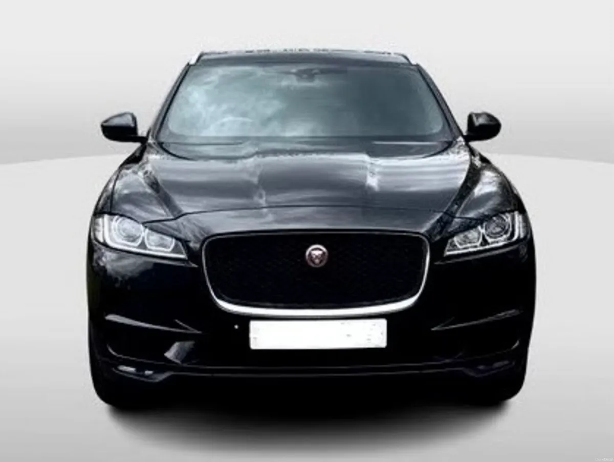Jaguar F-PACE Prestige - Image 4