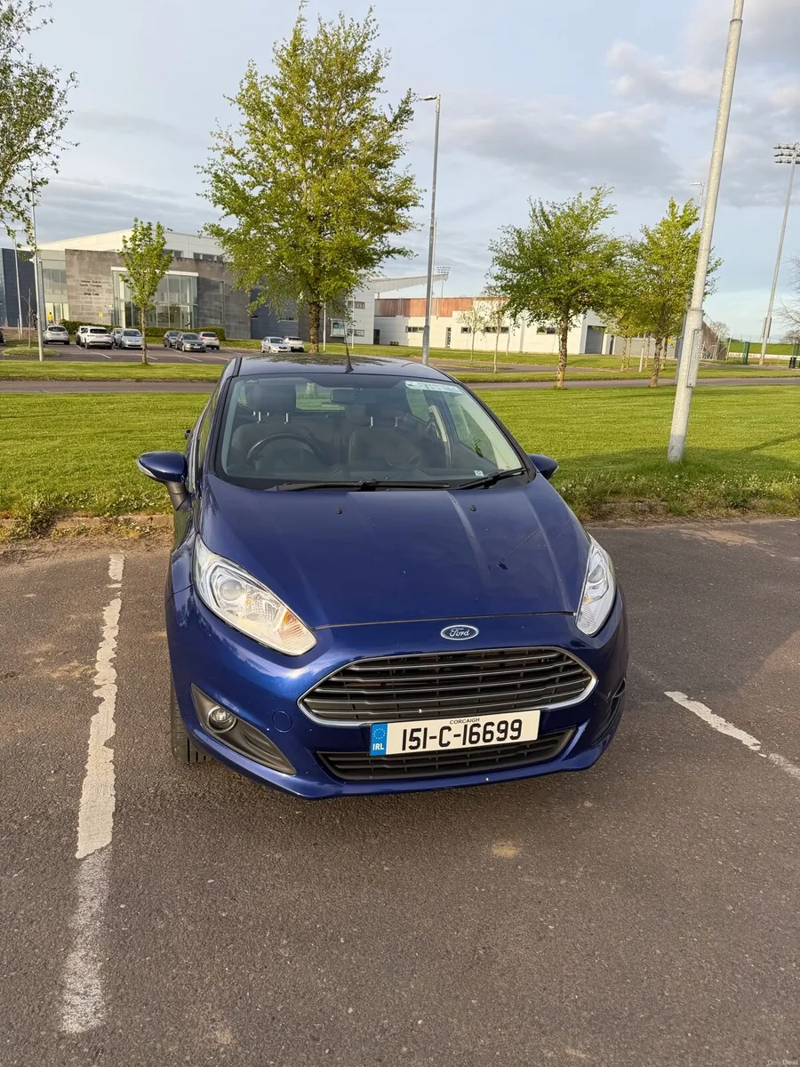 Ford Fiesta Zetec 1.25 (2015) - Image 2