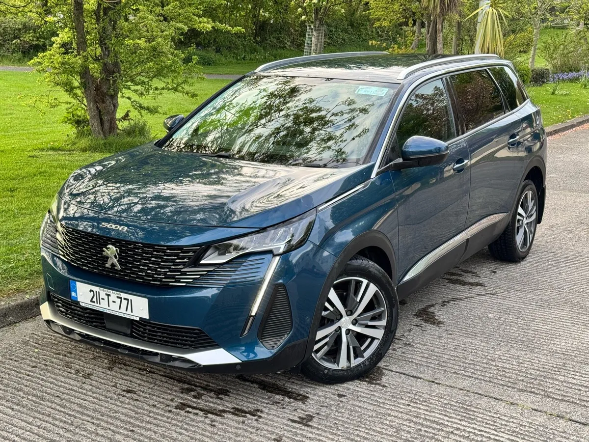 211 Peugeot 5008 ALLURE 1.5 HDI 7 SEATS WARRANTY - Image 1