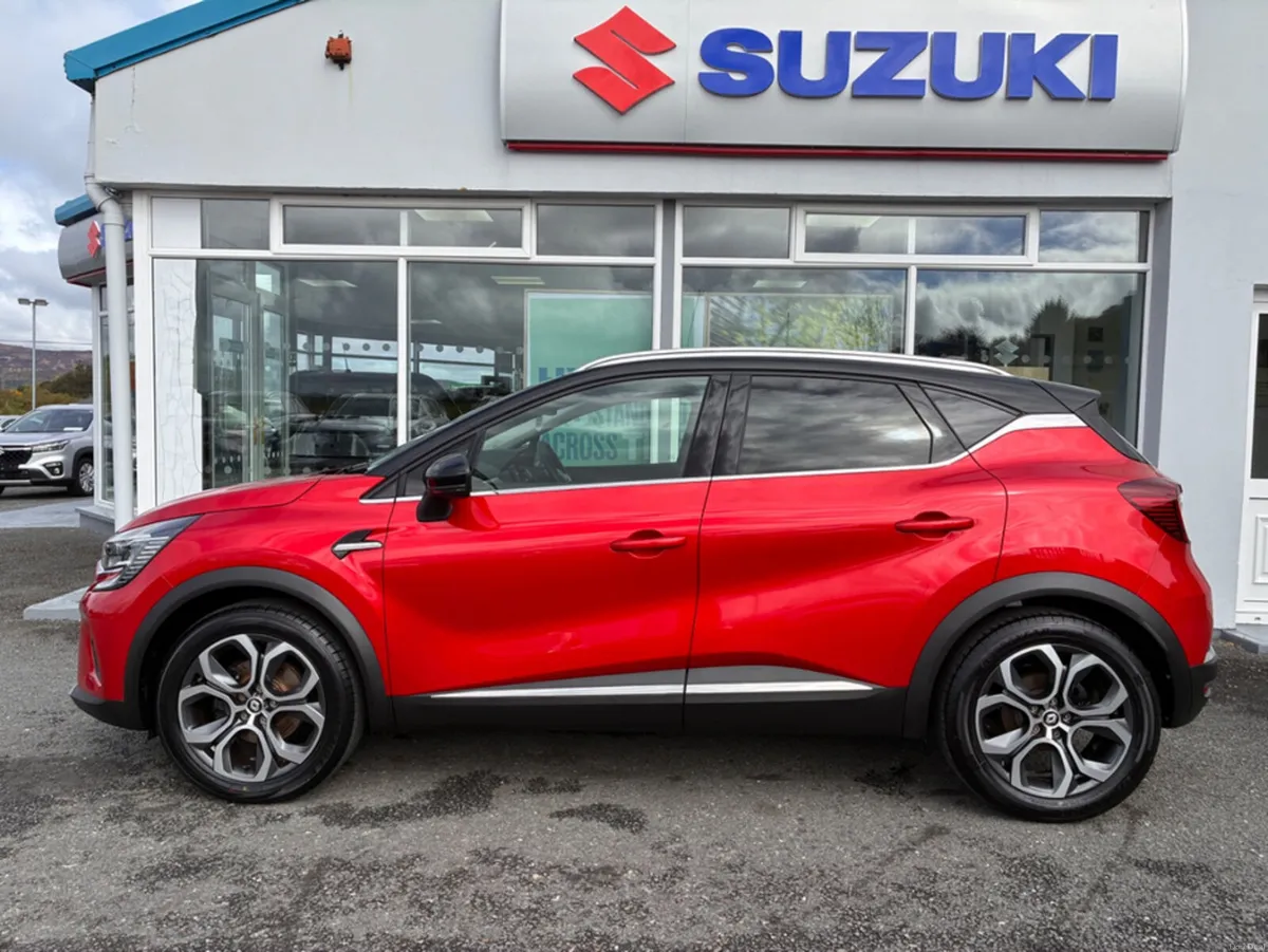 Renault Captur TECHNO E-TECH HEV - Image 3