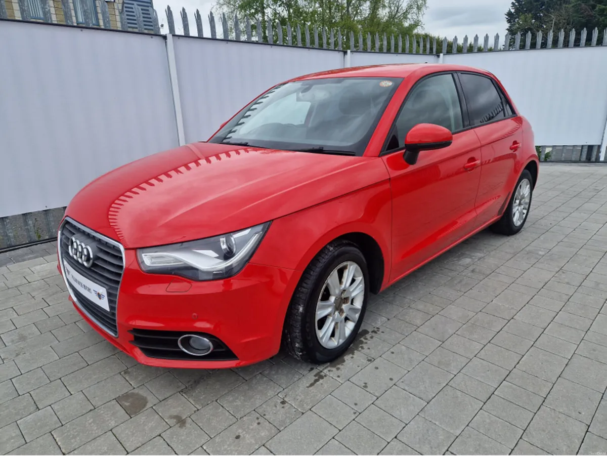 Audi A1 1.4 PETROL AUTO - Image 4