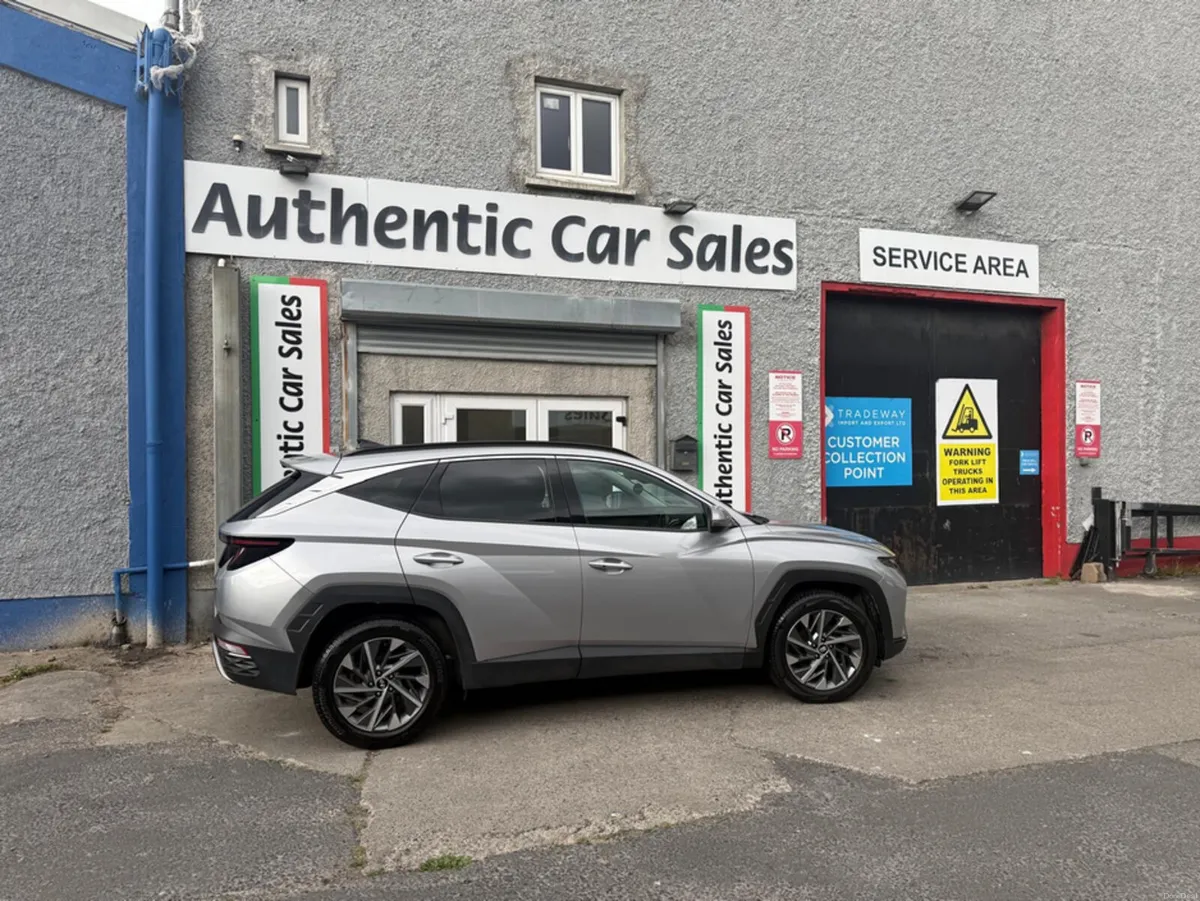 Hyundai Tucson IX35 EXECUTIVE PLUS DIESEL 5 5DR - Image 3