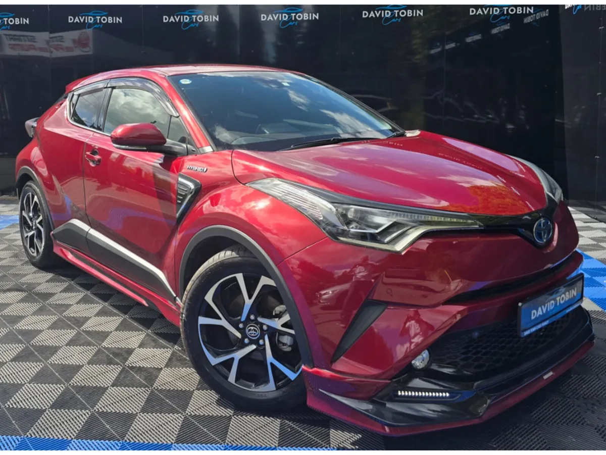 Toyota C-HR 1.8 PETROL HYBRID AUTO/ TRD KIT - Image 1