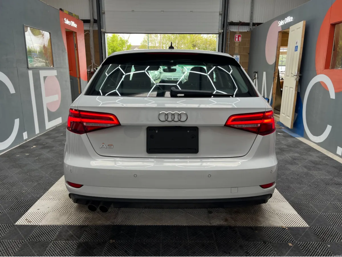 Audi A3 2020 AUDI A3 30 TFSI 1.4 AUTOMATIC / CRUIS - Image 3