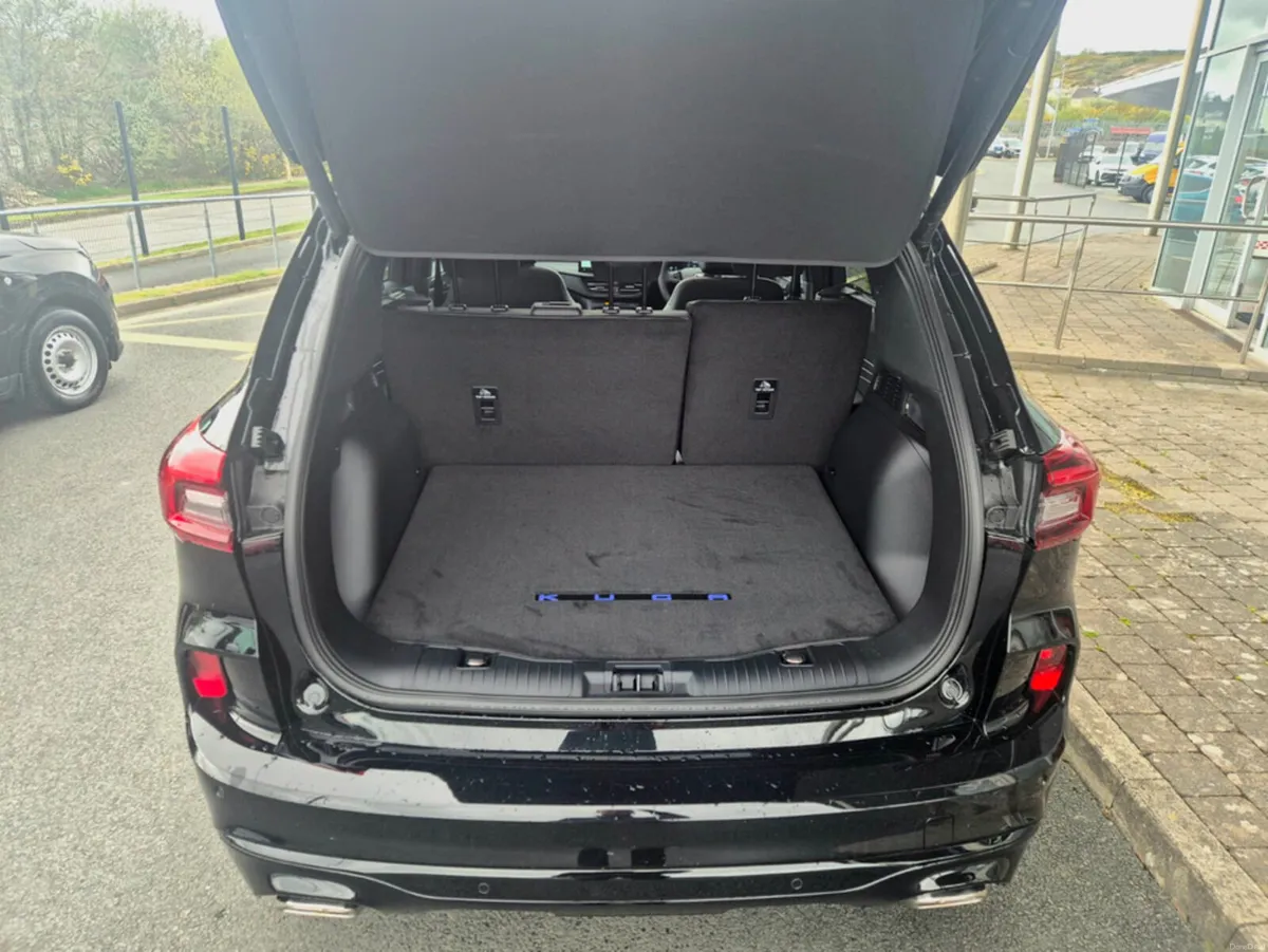 Ford Kuga ST-LINE X EDITION 2.5L 243PS PHEV - Image 3