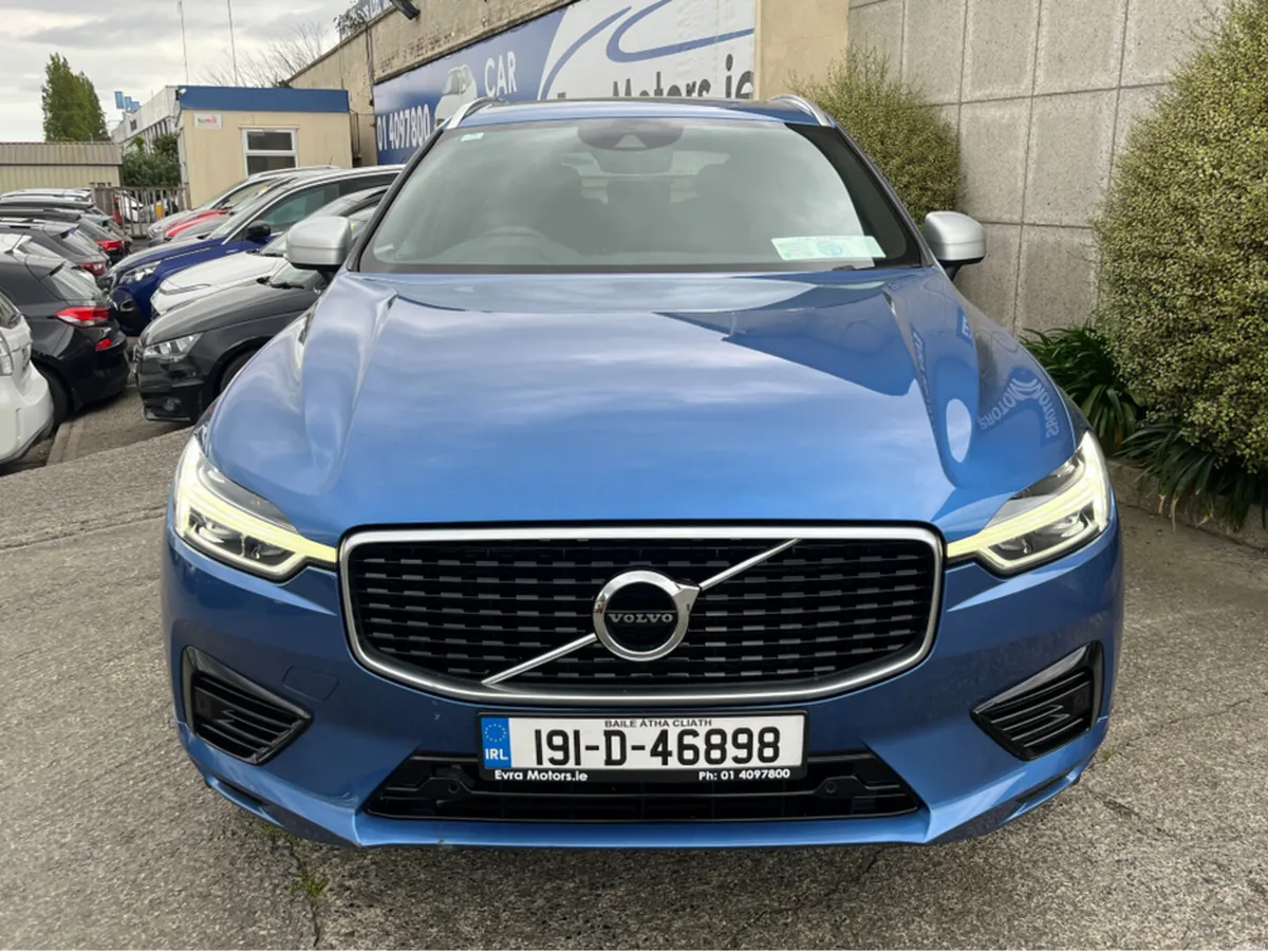 Volvo XC60 T8 R-DESIGN PHEV 2.0 PETROL AWD //HALF - Image 2