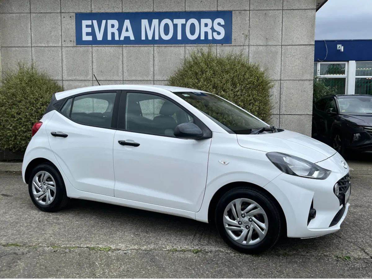 Hyundai i10 CLASSIC 1.0 PETROL - Image 3