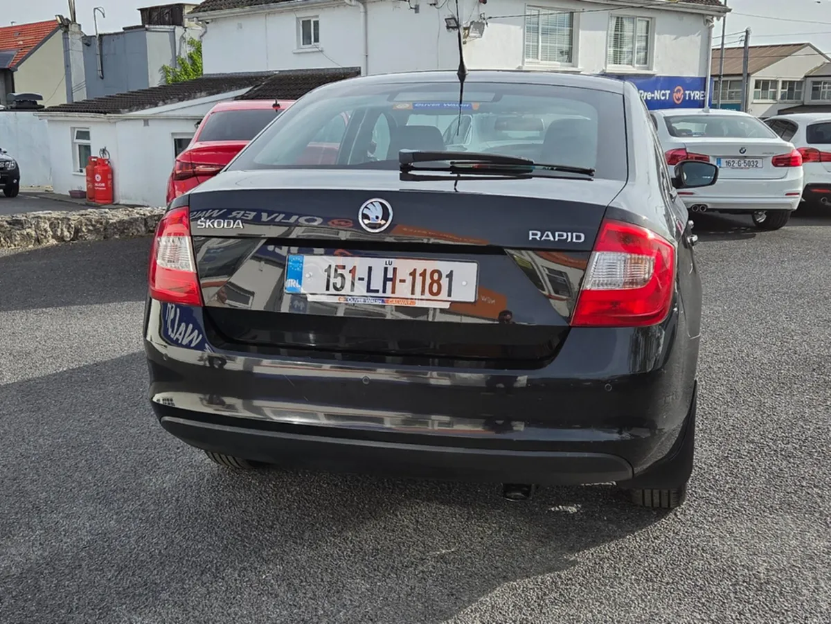 Skoda Rapid AMBITION 1.6 TDI 90HP 4DR LIMO - Image 4