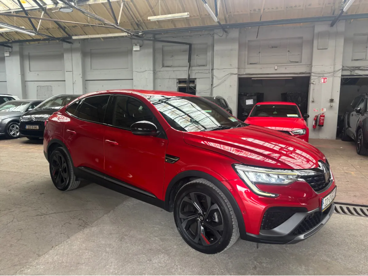 Renault Arkana R.S. LINE TCE 140 AUTO EDC 5DR - Image 1
