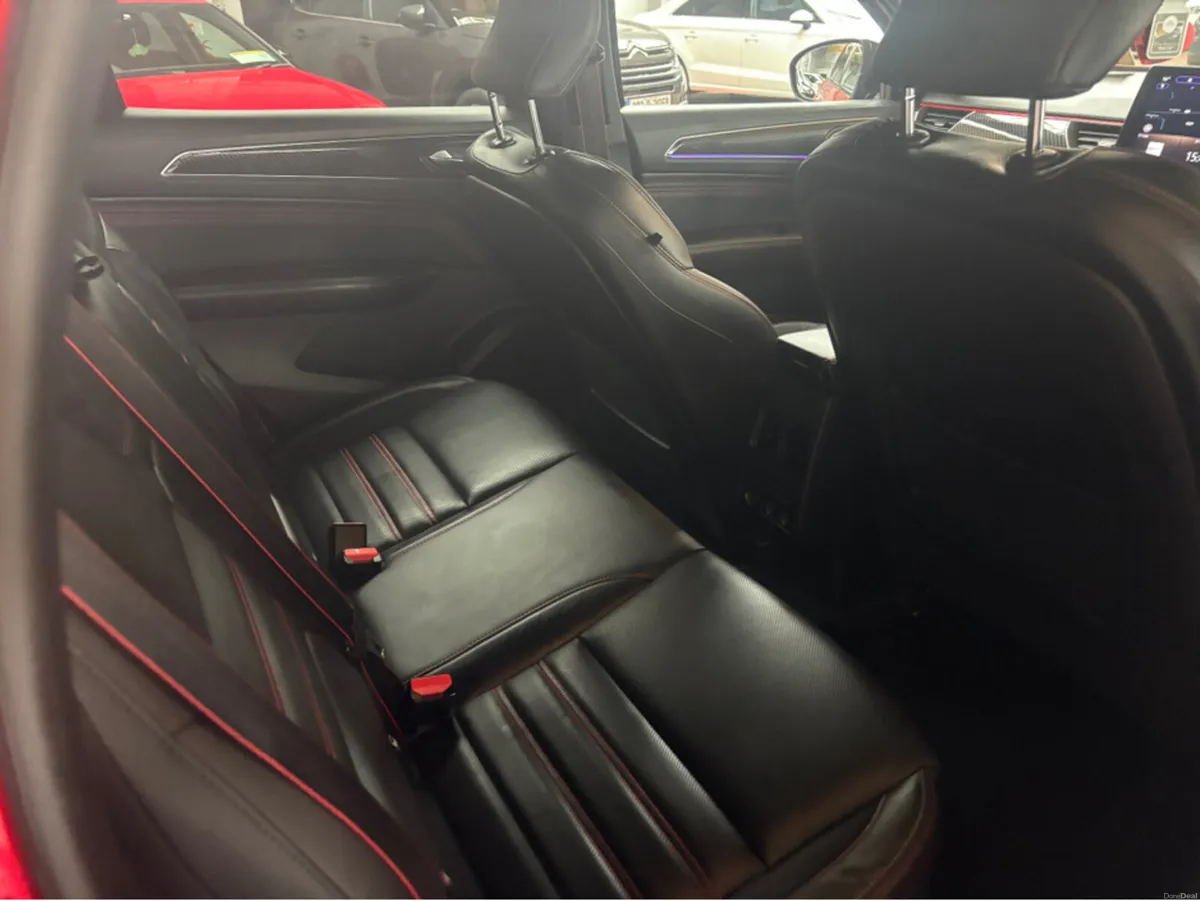 Renault Arkana R.S. LINE TCE 140 AUTO EDC 5DR - Image 2