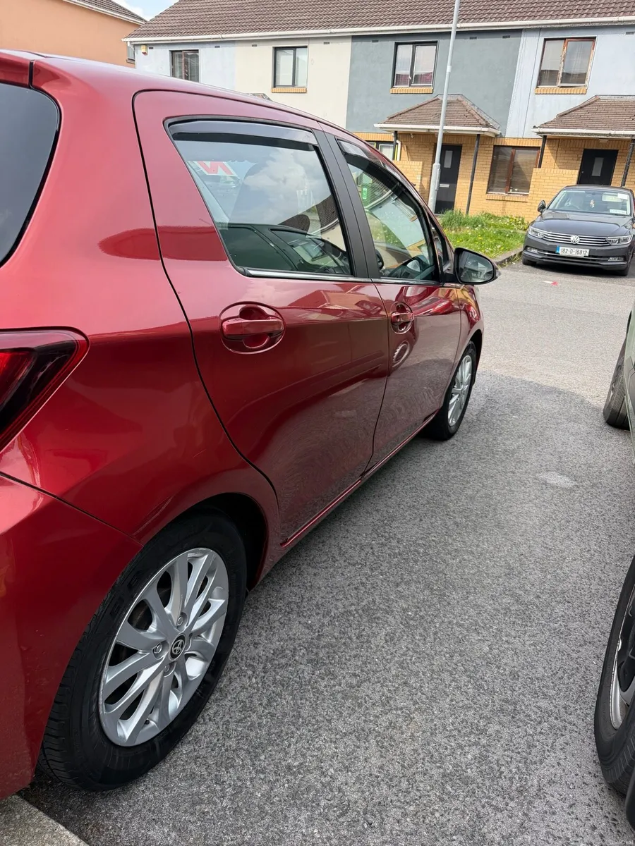 Toyota yaris - Image 4