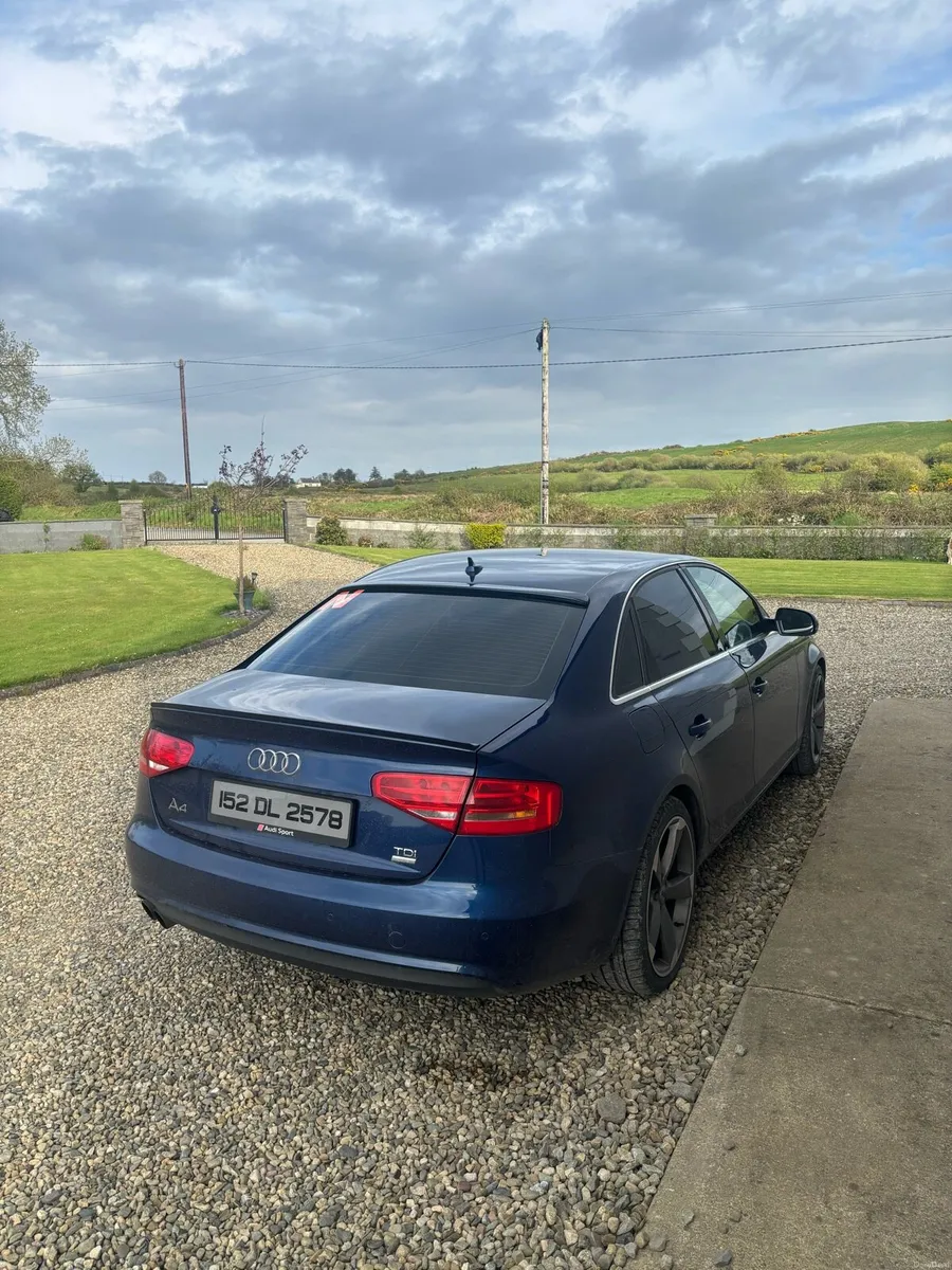 Audi A4 - Image 2