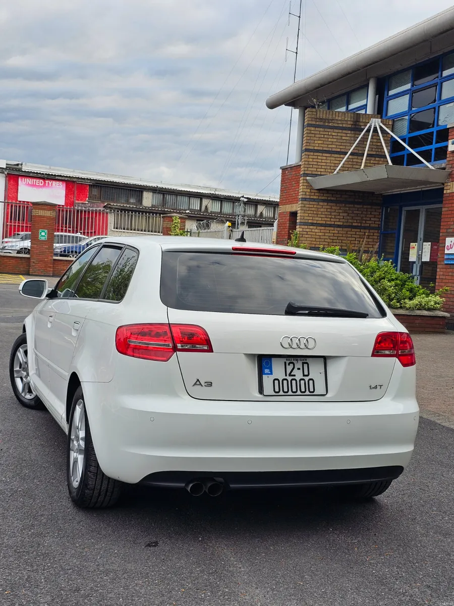 Audi A-3 2012 - Image 4