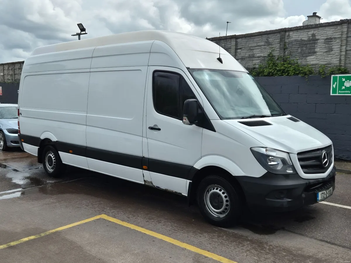 Mercedes-Benz Sprinter 2017 - Image 2