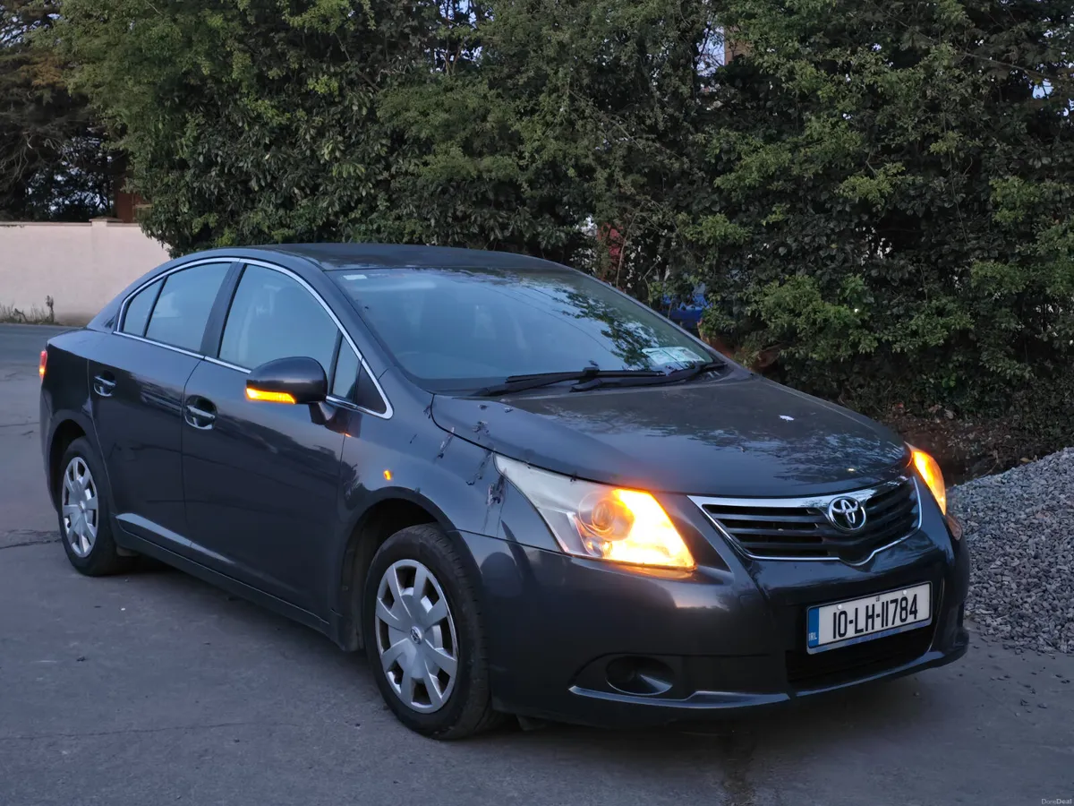 Toyota Avensis 2010 diesel ⛽️ nct&tax €1600 - Image 4