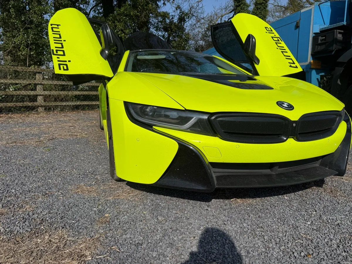 BMW I8 - Image 3