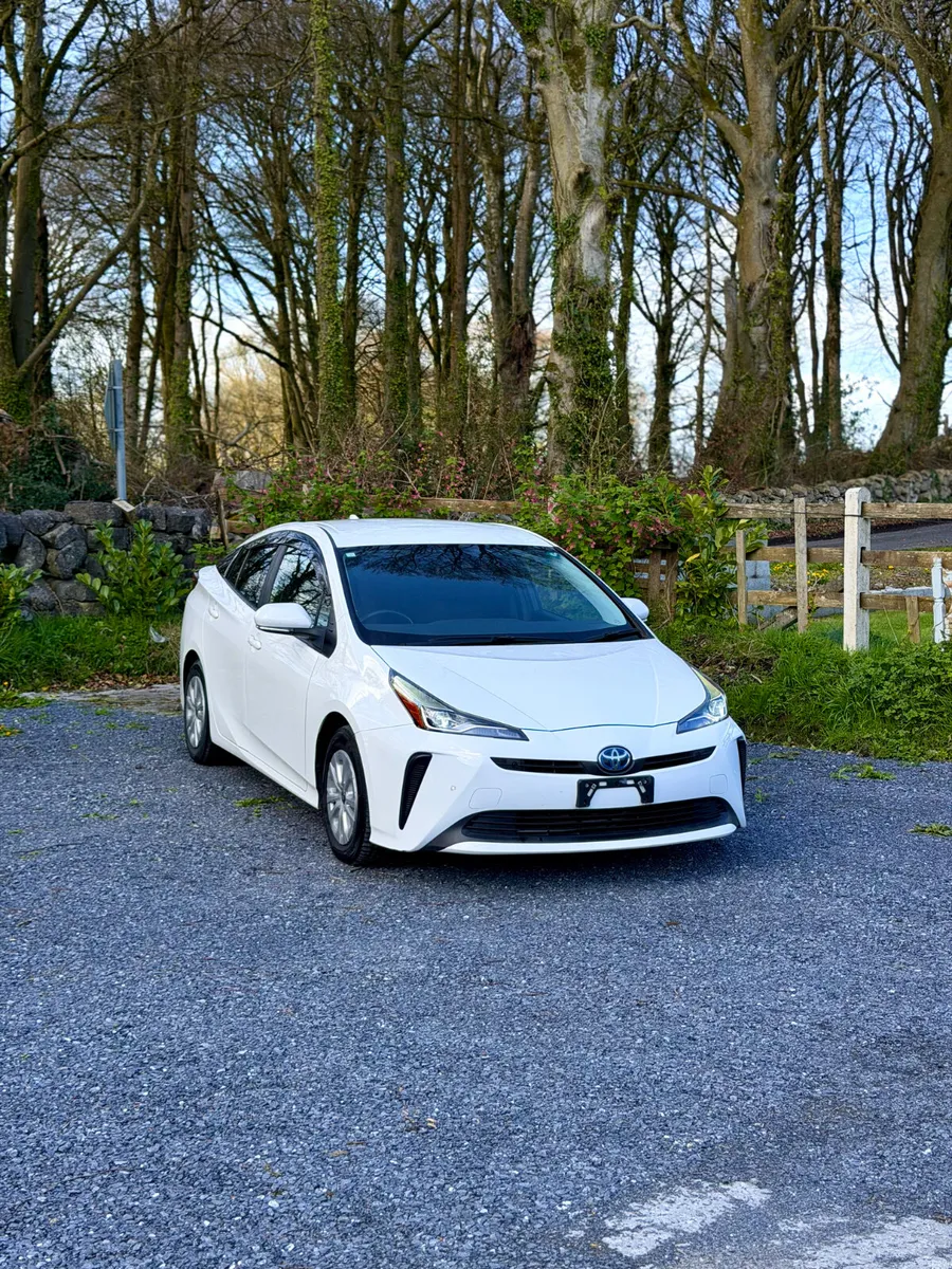 Toyota Prius 2021 - Image 1