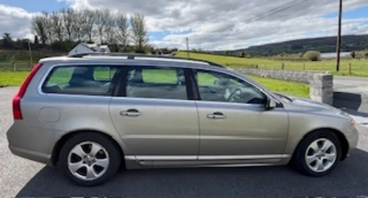 Volvo V70 2010 1.6 diesel - Image 4