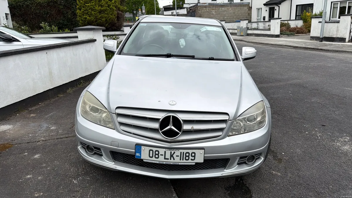 Mercedes-Benz C-Class 2008 - Image 2