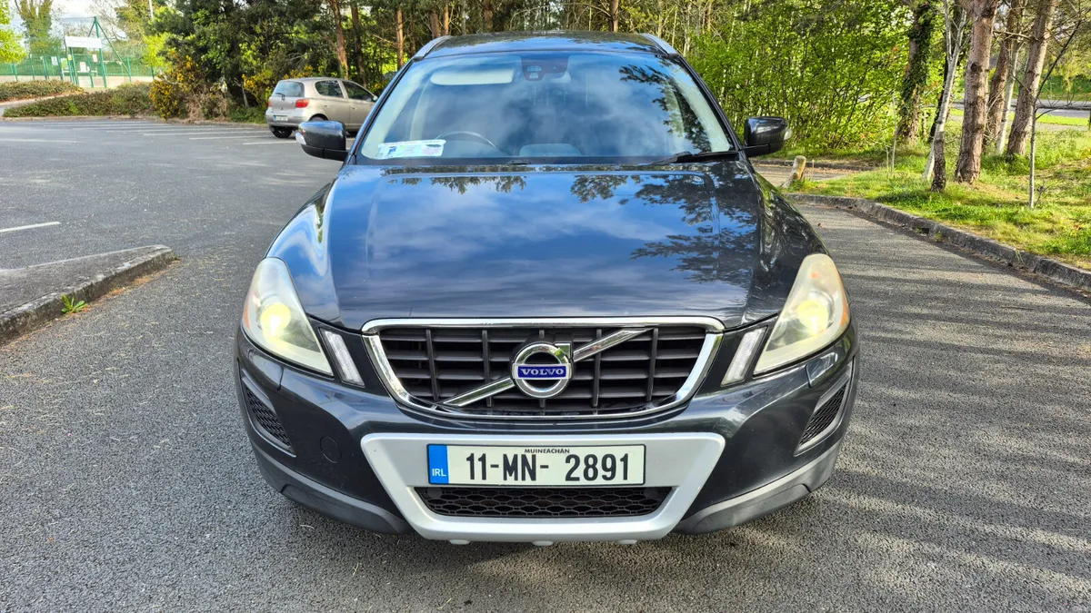 2011 Volvo XC60 2.0D DRIVE LUX LEATHER - Image 2