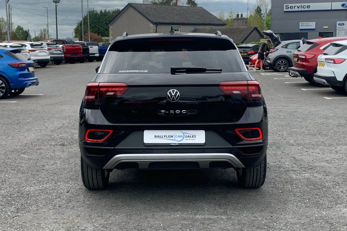 Volkswagen T-Roc 1.0 TSI 115PS Match in Black with - Image 5