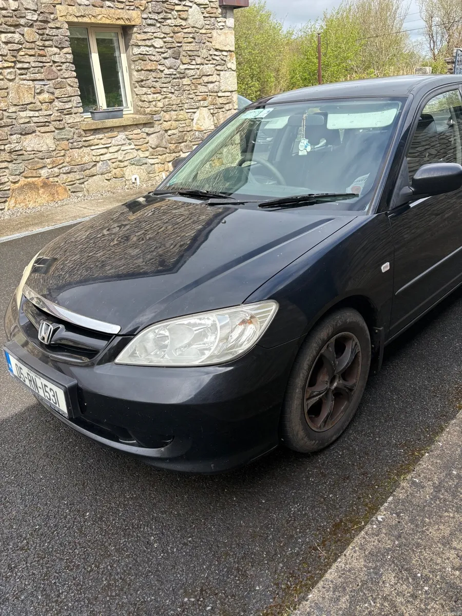 Honda Civic 2005 - Image 1