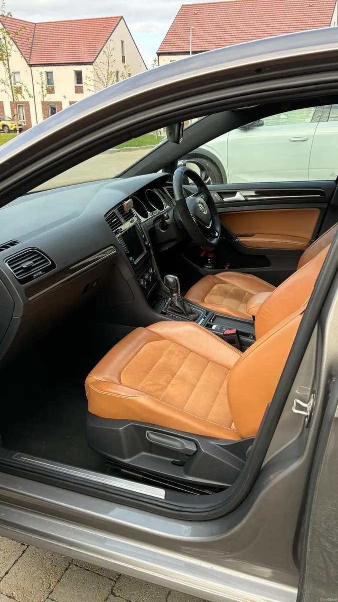 🚗 Volkswagen Golf 7 - Image 1